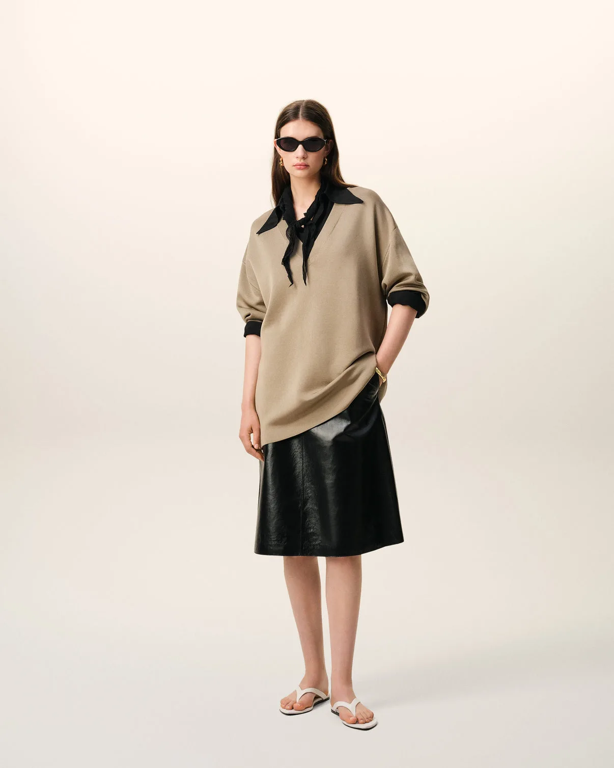 Black Blended Silk Sharp Collar Adjusted Shirt
