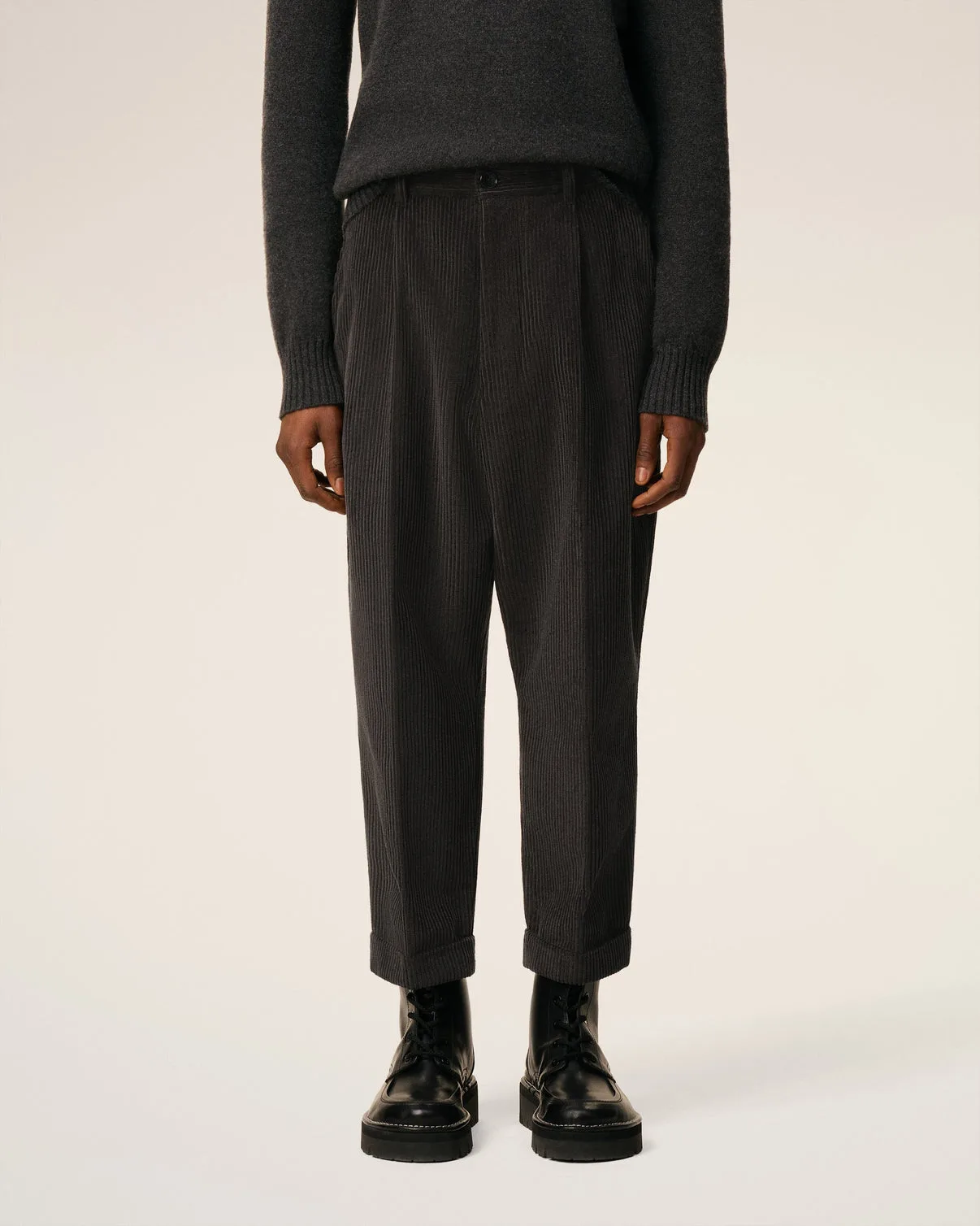 Black Cotton Carrot Oversized Pants