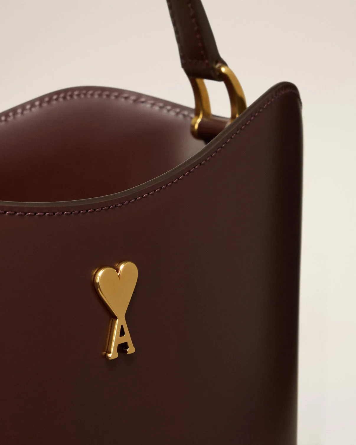 Brown Leather Paris Paris Bucket Bag