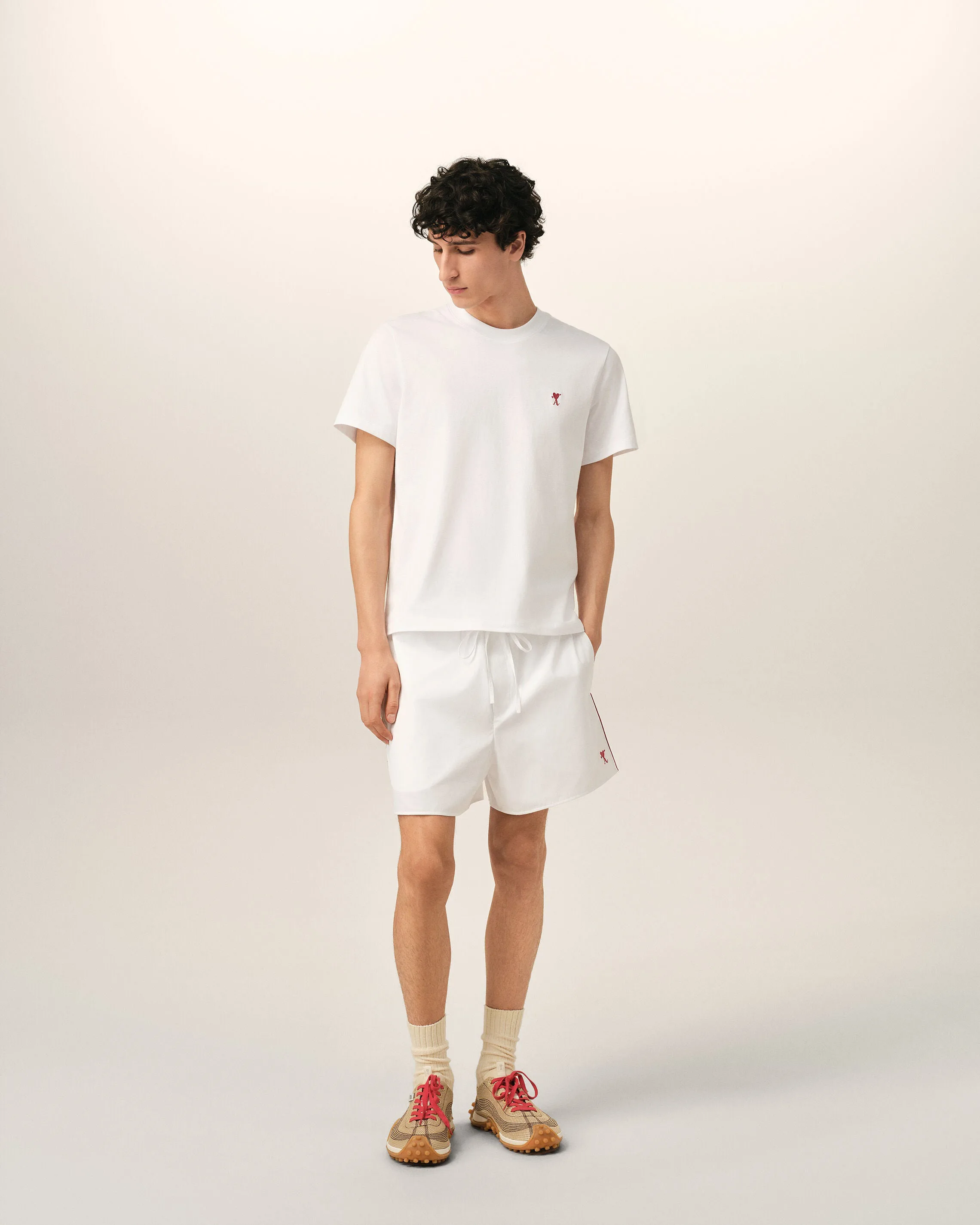 White cotton shorts with heart arrow
