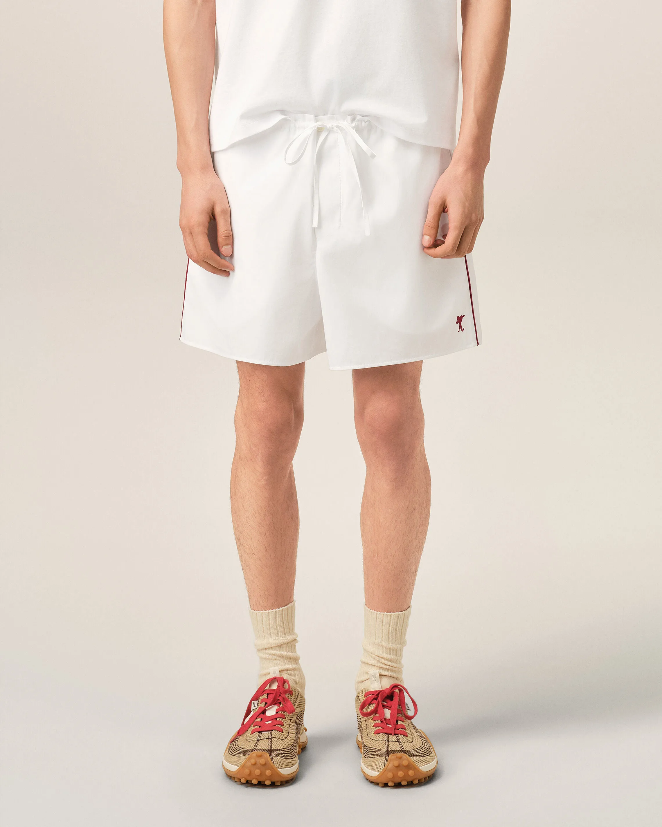 White cotton shorts with heart arrow